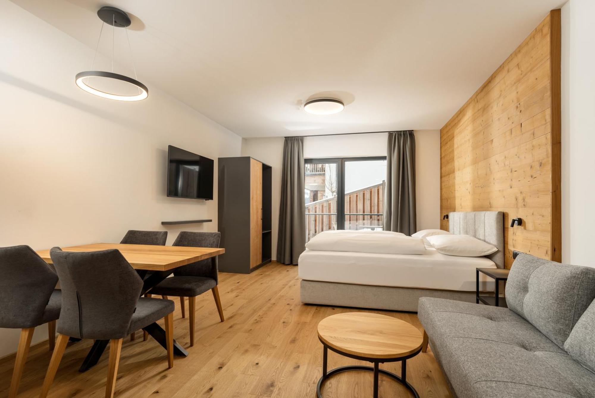Pure Alpine Suites Schladming Exterior photo